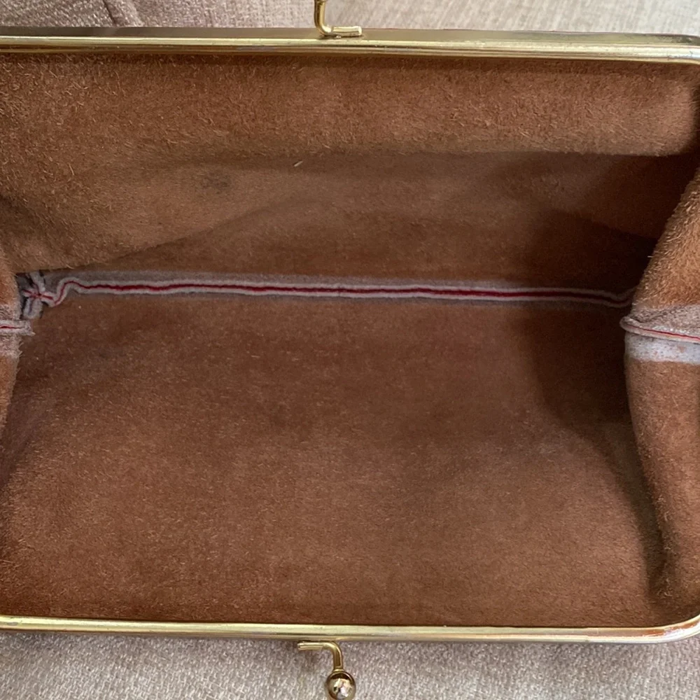 Vintage All Leather Clutch Purse - Picture 4 of 6
